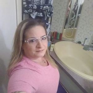 Meet your Posher, Tonya